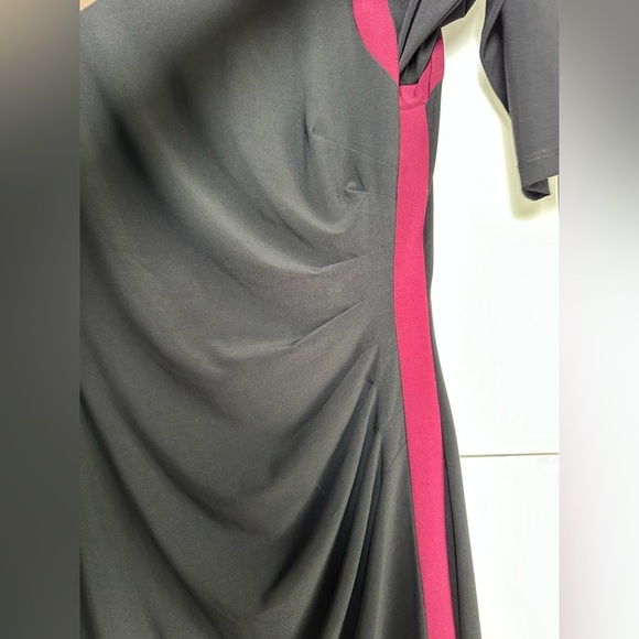 Lauren Ralph Lauren Knit Jersey Dress Black Burgundy Trim Size 4 Ruching - Picture 4 of 8